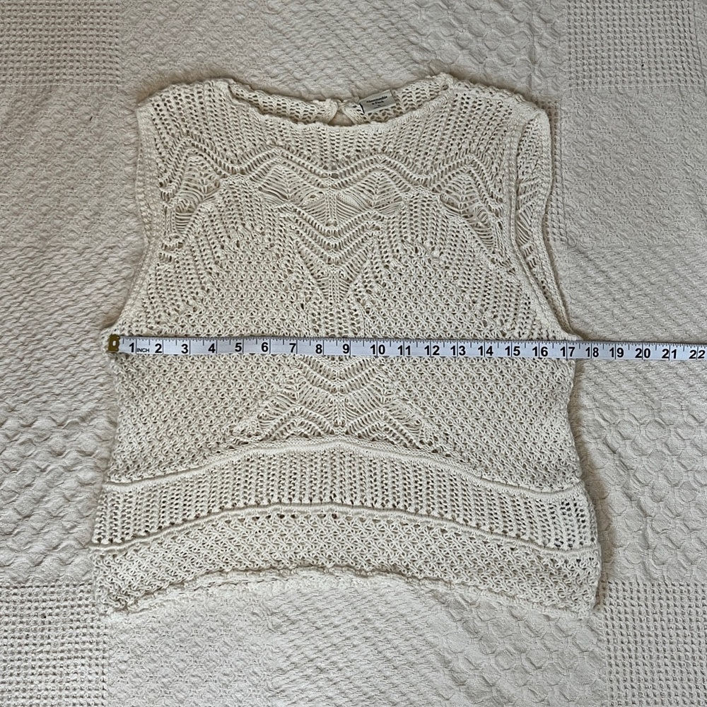 Abercrombie & Fitch Crochet Sleeveless Top - Picture 5 of 6